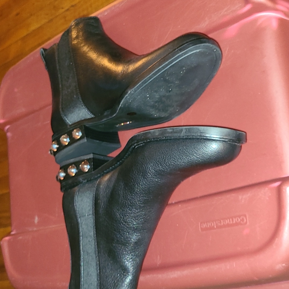 Booties - Picture 5 of 5